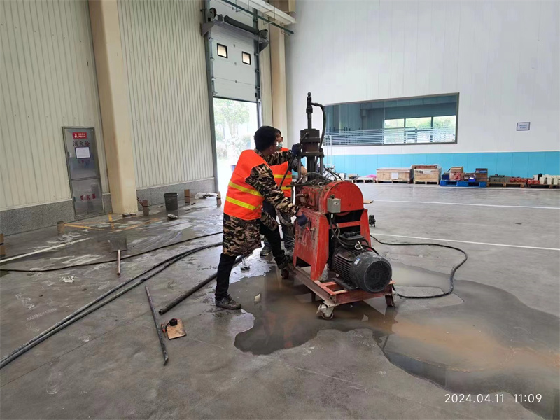 宜良厂房地面下沉塌陷注浆加固施工